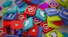 Timeline: DESARROLLO DE LAS REDES SOCIALES
