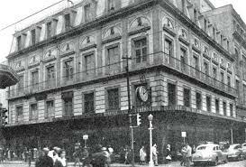 Primer edificio hotelero.