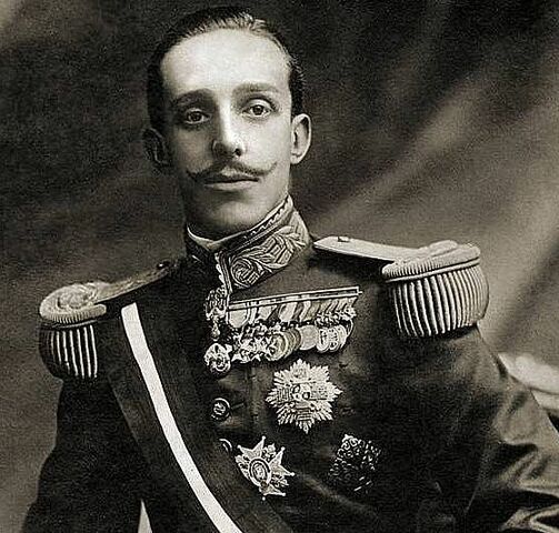 Nace Alfonso XIII
