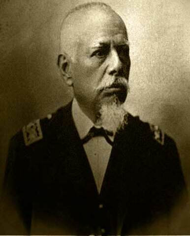 RENUNCIA  DE  ELOY  ALFARO