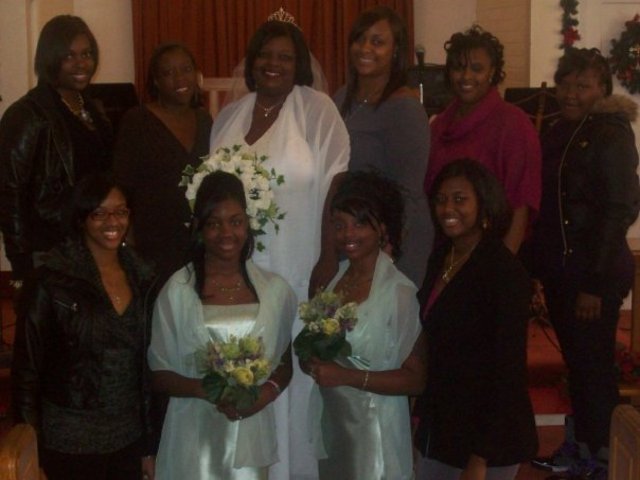 my aunt gets married!