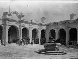 Fundación de la universidad