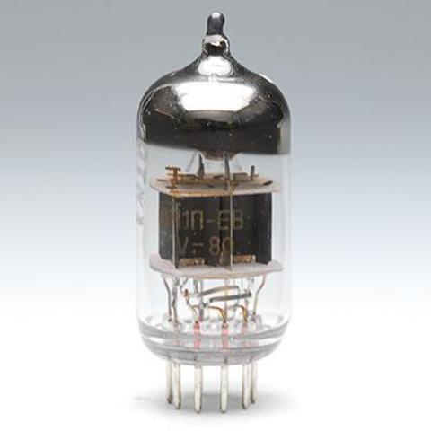 Lee De Forest: Lee De Forest invents the electronic tube