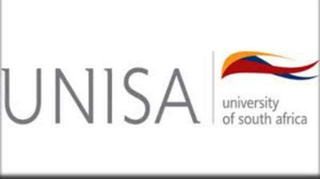 ÁFRICA: La University of South África (UNISA) se estableció bajo el nombre de la universidad del Cabo de Buena Esperanza.