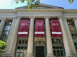 ESTUDIA A LA HAVARD LAW SCHOOL