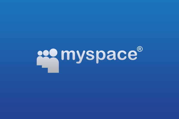 Se inaugura el sitio web MySpace