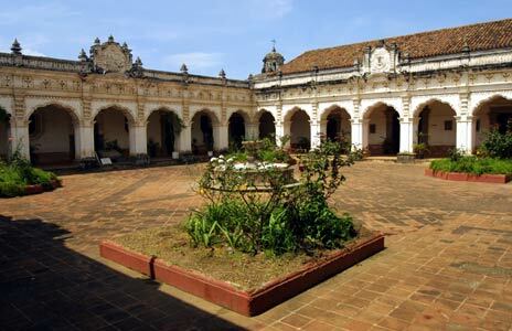 Fundación de la Universidad San Carlos de Guatemala