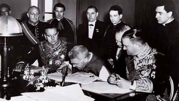 Firma del Concordato con la Santa Sede