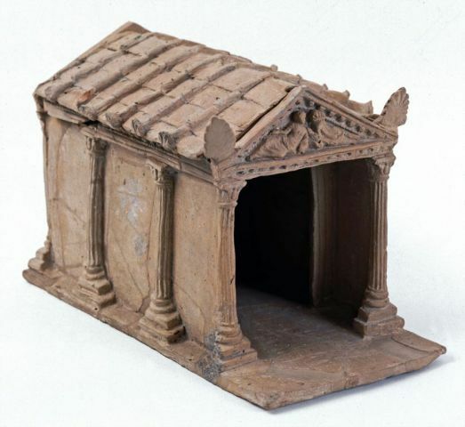 modellino votivo di tempio etrusco