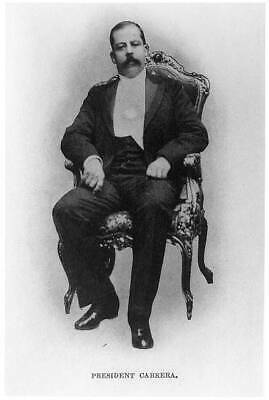 •	UNIVERSIDAD ESTRADA CABRERA