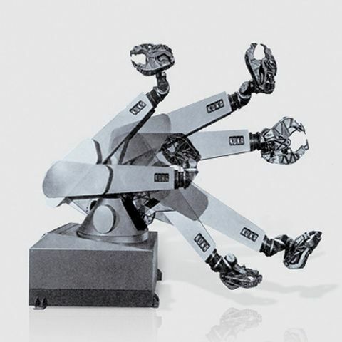 Primer robot con seis ejes electromecánicos