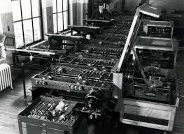 Máquina de resolver ecuaciones diferenciales de Vannevar Bush