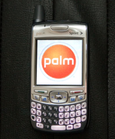 First smartphone Sprint Palm Treo 700p