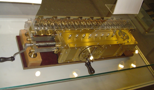 1694 Máquina de multiplicar de Leibniz.