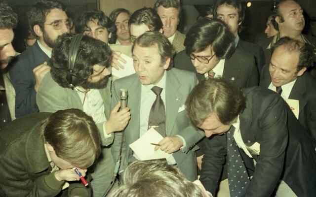 PRIMERES ELECCIONS DEMOCRÀTIQUES