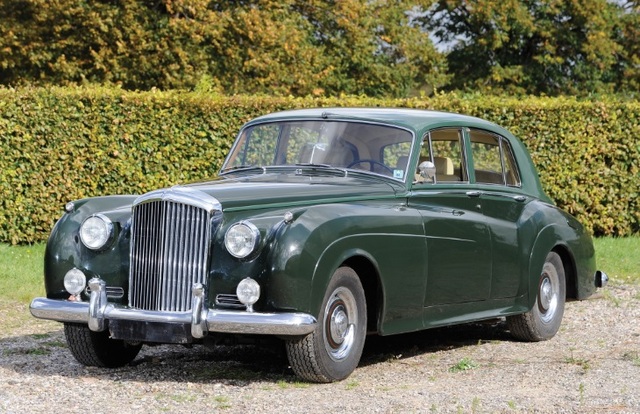 Bentley S1 стала копией Rolls-Royce Silver Wraith