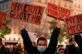 EL ABORTO: Polonia penaliza el aborto en todos los casos.