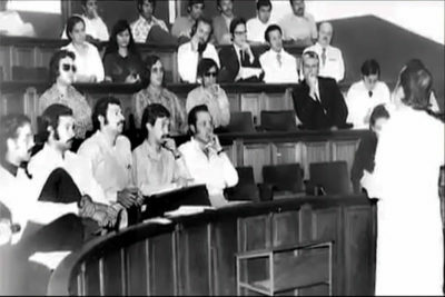 Odontología pasar ser Dependencia de Medicina y Farmacia