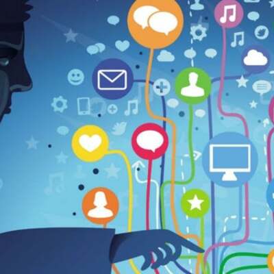 Timeline: origen del internet y su desarrollo en el ámbito educativo