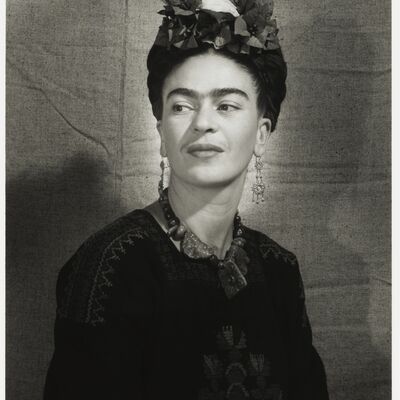 Timeline: FRIDA KAHLO