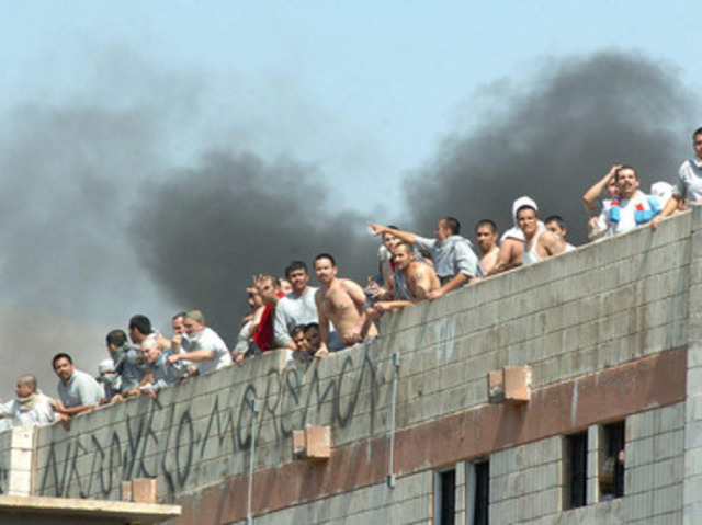 Reforma Constitucional 1964-1965  Readaptación Social