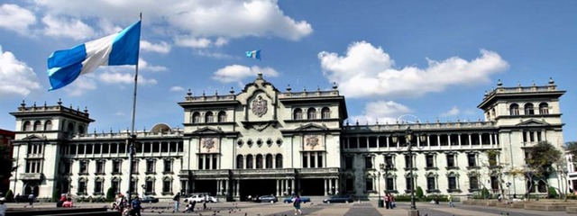 Otorgan la economía a la universidad y el dereco de todos sus bienes