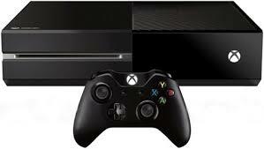 Microsoft, en competencia a Sony Computer Entertaiment, lanza su consola Xbox One.