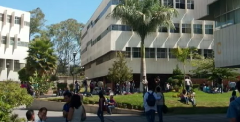 Se funda la asociación de estudiantes universitarios a EU.