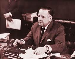 Gobierno Federal expide la Ley de Organizaciones Políticas y Procesos Electorales (LOPPE)