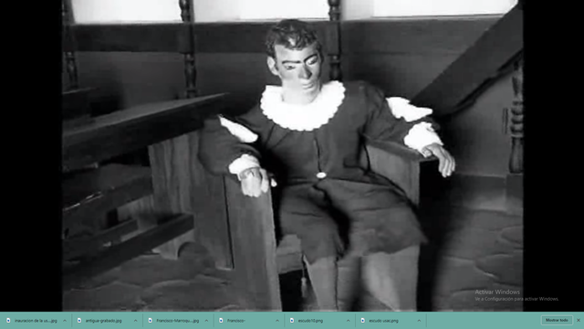 Se inauguran estudios de medicina