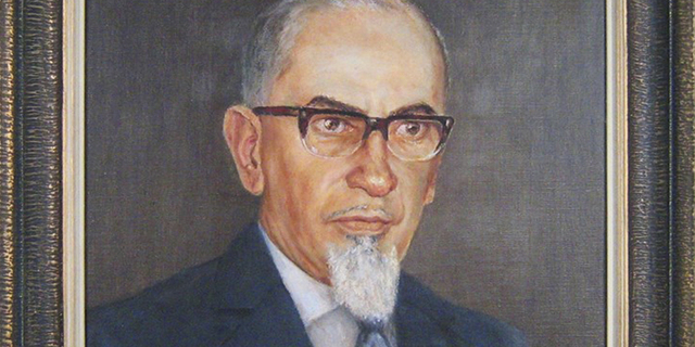 Primer Rector Dr. Carlos Martínez Durán
