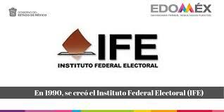 1990 Nacimiento del IFE