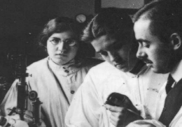 PRIMER CATEDRATICO EN MEDICINA