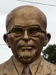 Se emite la primera Ley Orgánica de la Universidad, por el Congreso de la República.