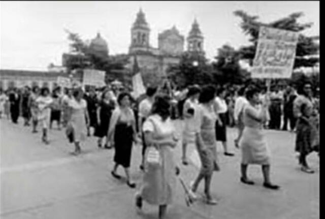 Derrocamiento de jorge ubico