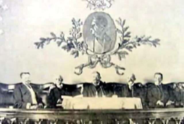 Inauguración como edificio universitario