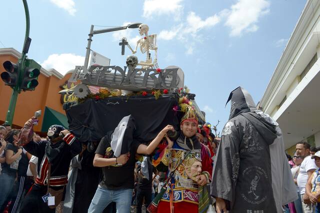 Huelga de Dolores y el periódico "No nos tientes"