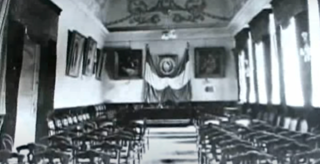 Se constituye como Facultad de Ciencias Medicas