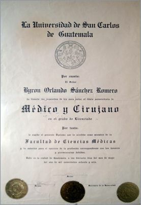 graduó el primer bachiller de medicina