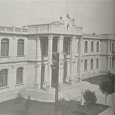 Se separa estudio medio de la universidad