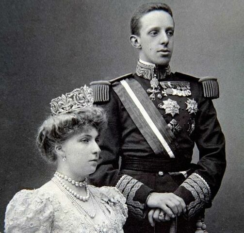 Mayoría de edad de Alfonso XIII.