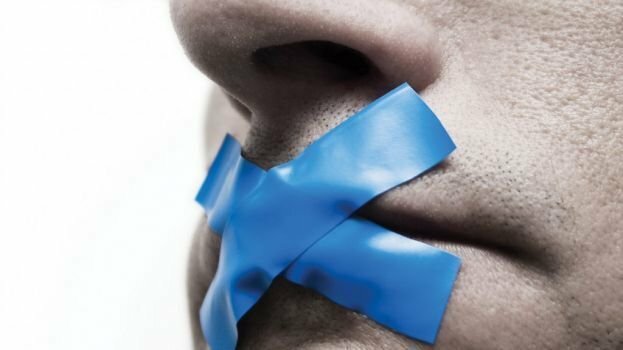 Inizio del bavaglio all'informazione