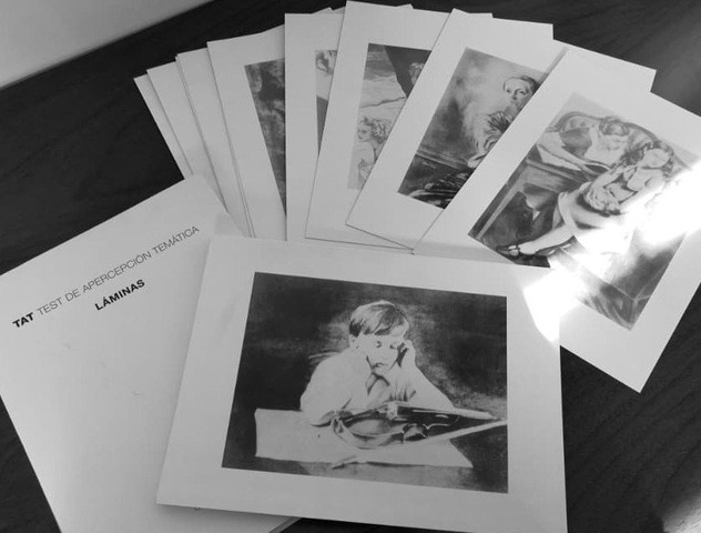 Murray y Morgan presentan su teoría de personalidad y su prueba proyectiva, el Test de Apercepción Temática (TAT).