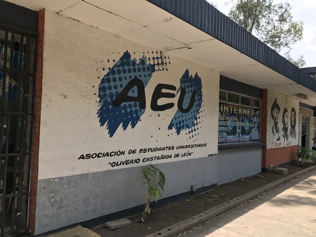 Fundación de la AEU