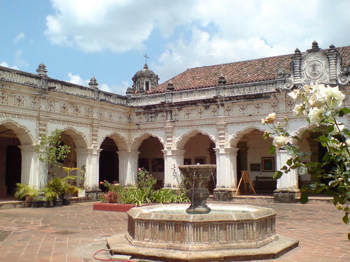 Fundación de Universidad de San Carlos de Guatemala