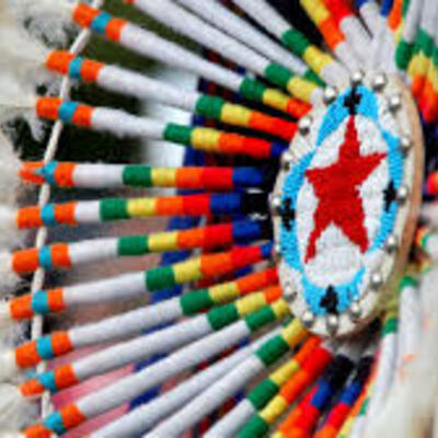 Timeline: Évolution des droits des Autochtones au fil des deux derniers siècles