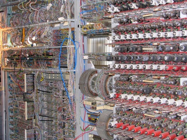 Alan Turing develops the the code-breaking machine Colossus