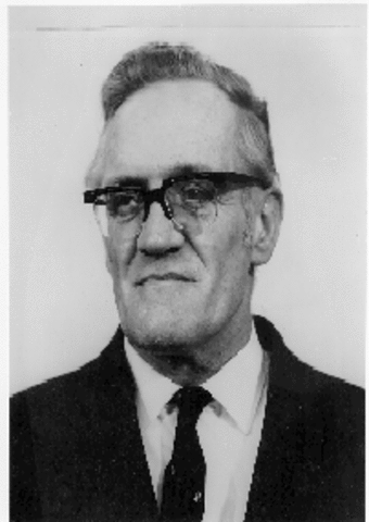 Frederic Calland Williams  & Tom Kilburn develop the SSEM "Small Scale Experimental Machine" digital CRT storage which was soon nicknamed the "Baby"