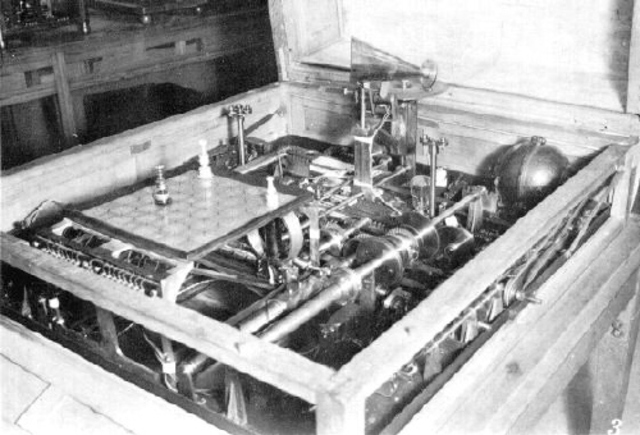 Claude Shannon builds the first machine that plays chess