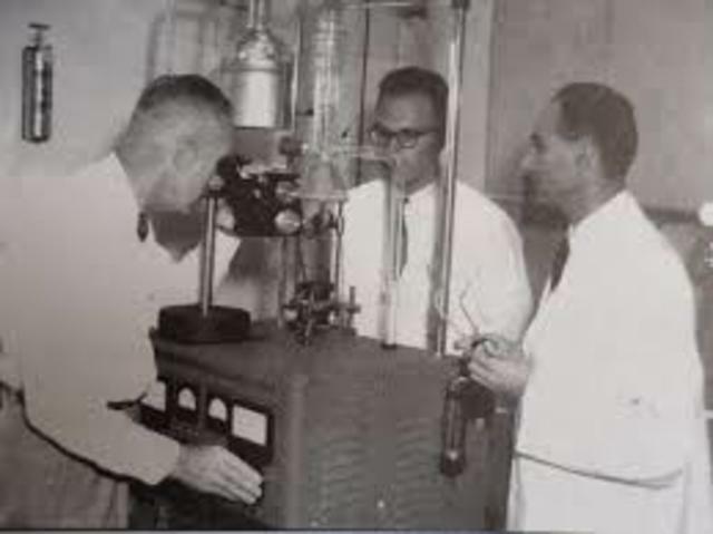 Microscopio de emisión de campo.